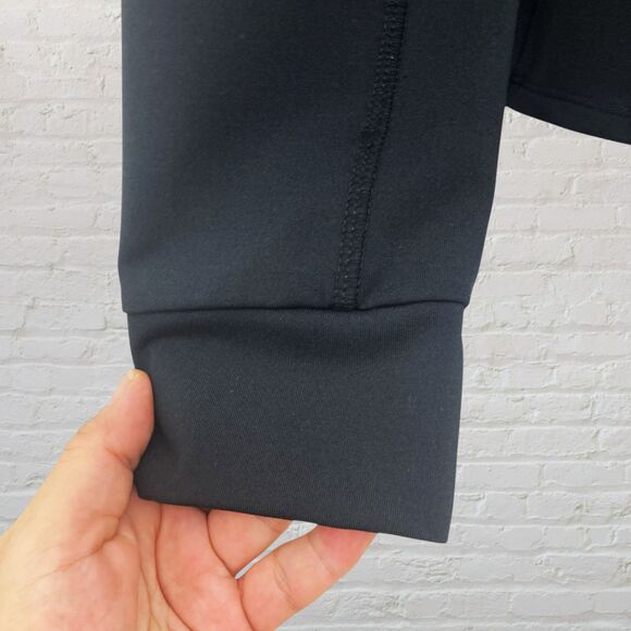 Olaya Sport Billy Jacket L Zip Front Thumb Holes Moisture Wicking Black - Picture 12 of 15